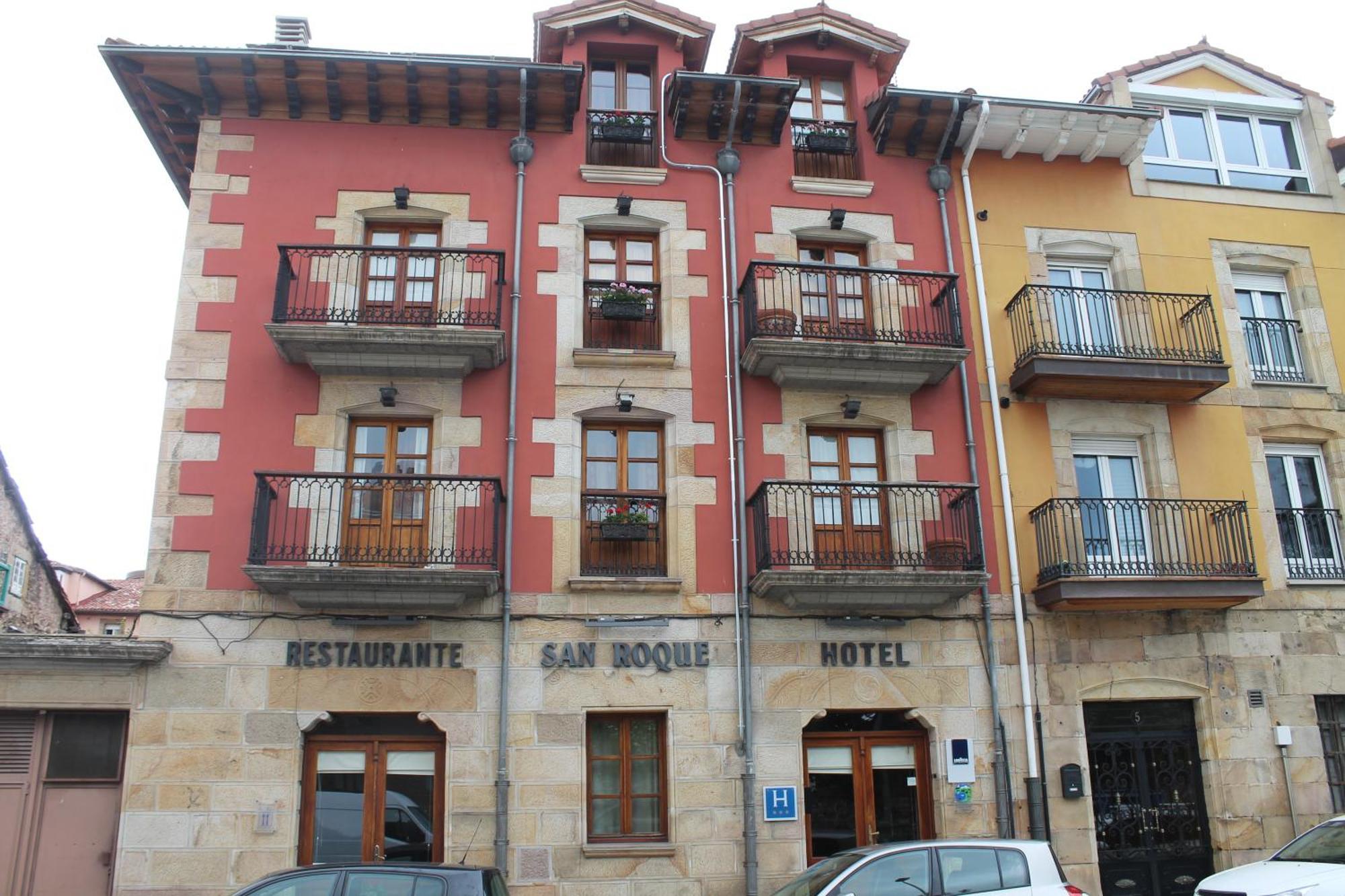 Hotel San Roque Reinosa Exterior photo